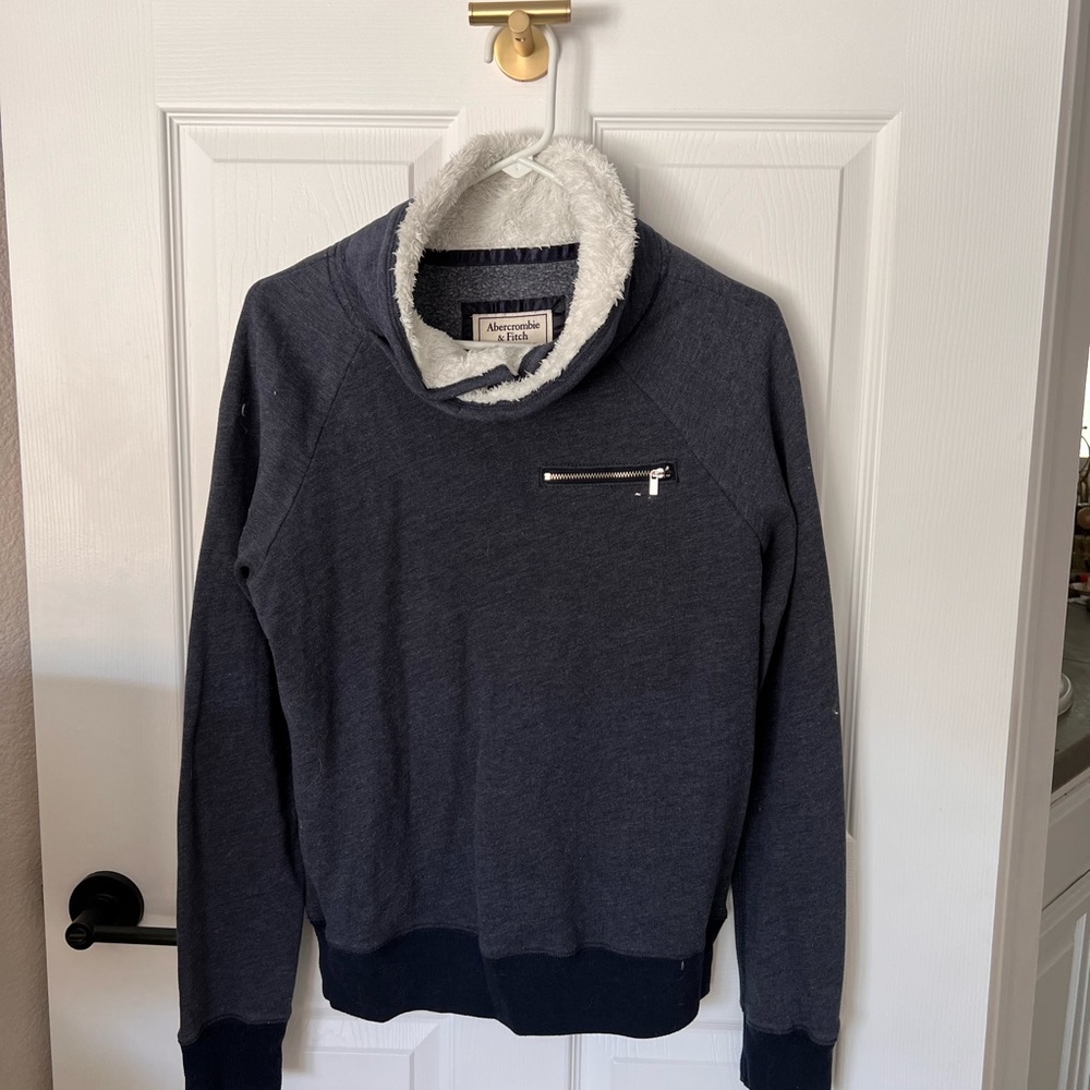 Abercrombie sweater